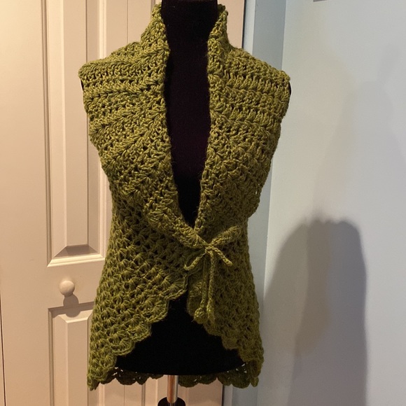 Crochet Sweater vest 100% Alpaca NWOT Olive Green Size Large - Picture 2 of 8